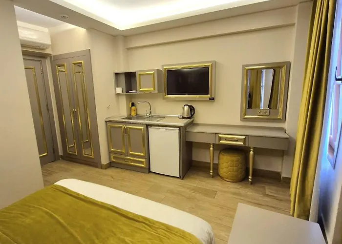Taksim La Marino Hotel