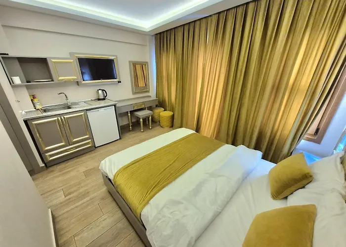 Taksim La Marino Hotel